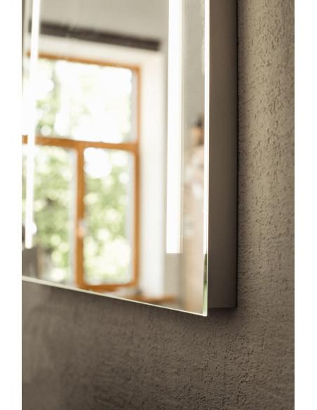 EMILIA Spogulis ar frontālu LED apgaismojumu